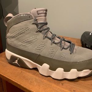 Size 13 Jordan 9